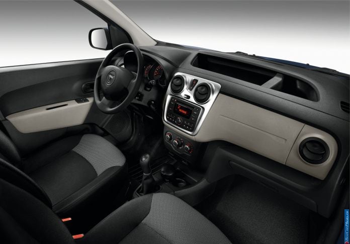 2013 Dacia Dokker - фотография 32 из 41 2013 Dacia Dokker - фотография 32 из 41
