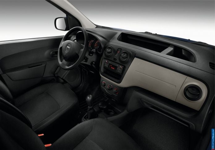 2013 Dacia Dokker - фотография 33 из 41 2013 Dacia Dokker - фотография 33 из 41