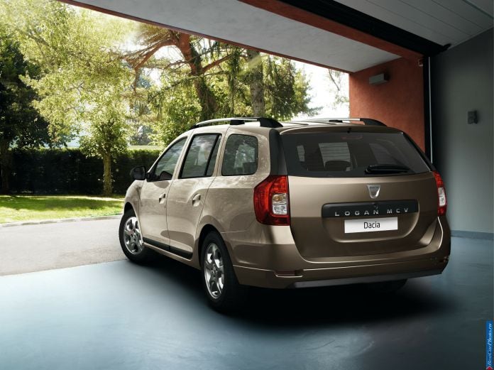 2013 Dacia Logan MCV - фотография 3 из 27 2013 Dacia Logan MCV - фотография 3 из 27