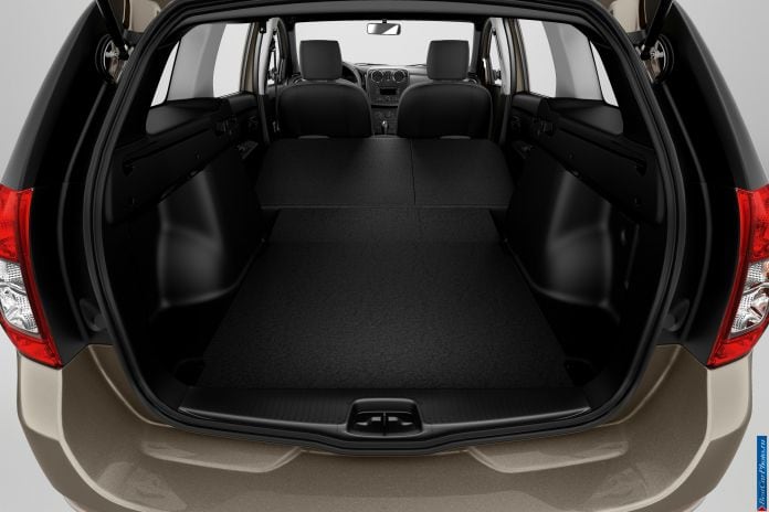 2013 Dacia Logan MCV - фотография 19 из 27 2013 Dacia Logan MCV - фотография 19 из 27