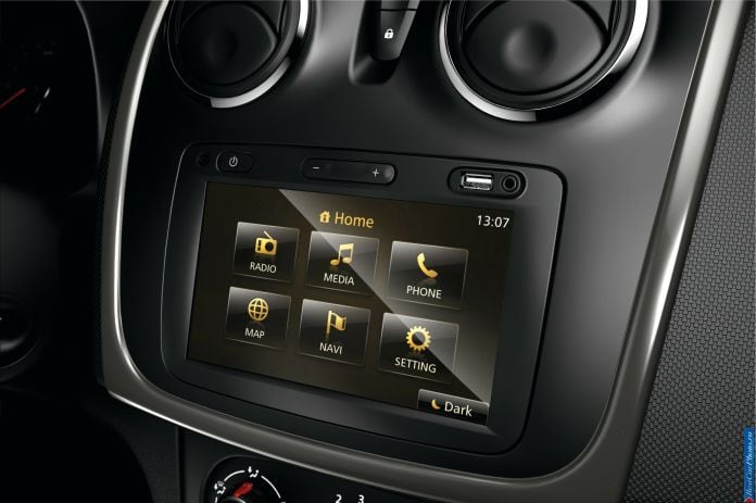 2013 Dacia Logan MCV - фотография 25 из 27 2013 Dacia Logan MCV - фотография 25 из 27