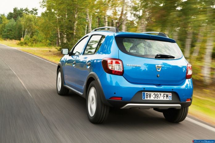 2013 Dacia Sandero Stepway - фотография 6 из 20