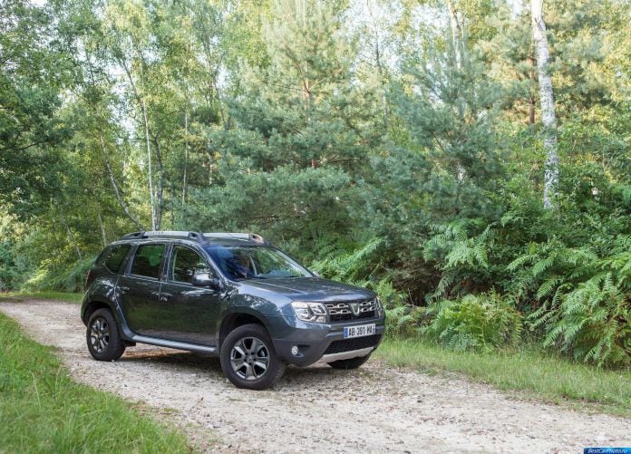 2014 Dacia Duster - фотография 15 из 78