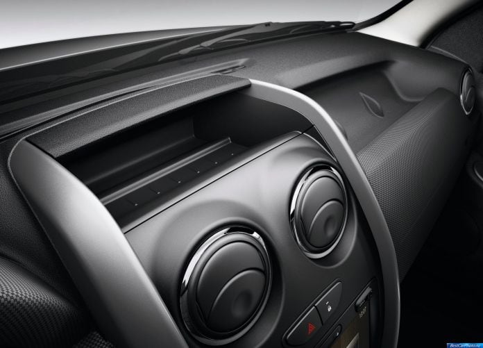 2014 Dacia Duster - фотография 55 из 78 2014 Dacia Duster - фотография 55 из 78