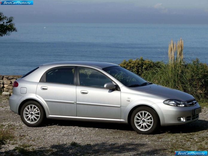 2004 Daewoo Lacetti Cdx - фотография 10 из 76