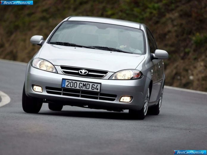 2004 Daewoo Lacetti Cdx - фотография 18 из 76