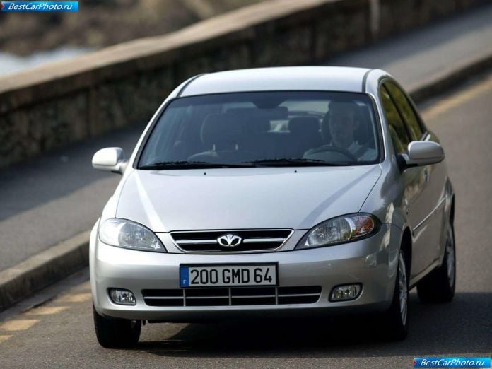 2004 Daewoo Lacetti Cdx - фотография 20 из 76