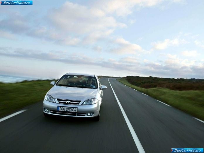 2004 Daewoo Lacetti Cdx - фотография 22 из 76
