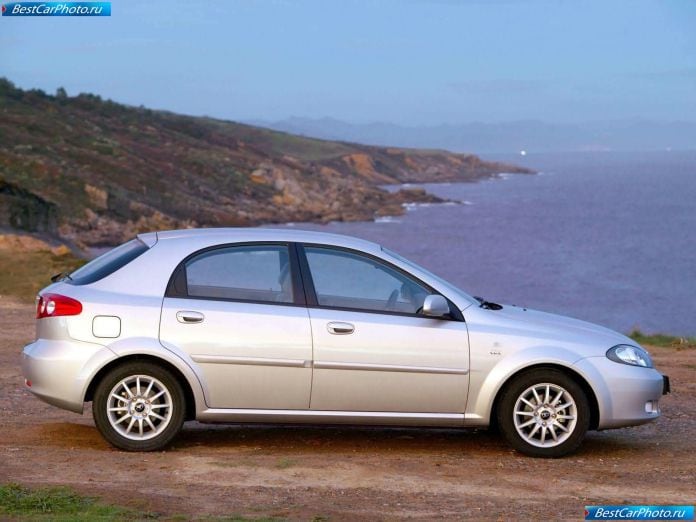 2004 Daewoo Lacetti Cdx - фотография 34 из 76