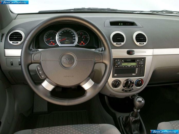 2004 Daewoo Lacetti Cdx - фотография 63 из 76