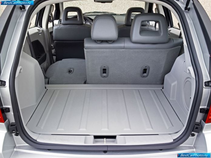 2007 Dodge Caliber - фотография 40 из 51