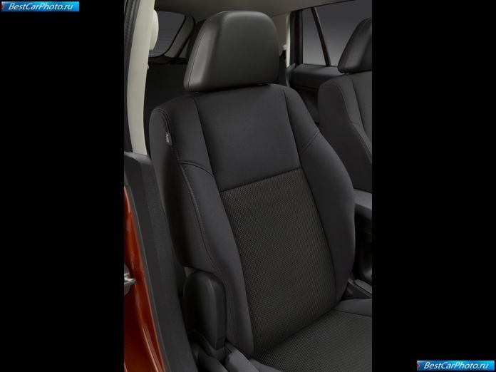 2010 Dodge Caliber - фотография 18 из 19