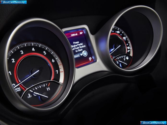 2011 Dodge Journey - фотография 13 из 18