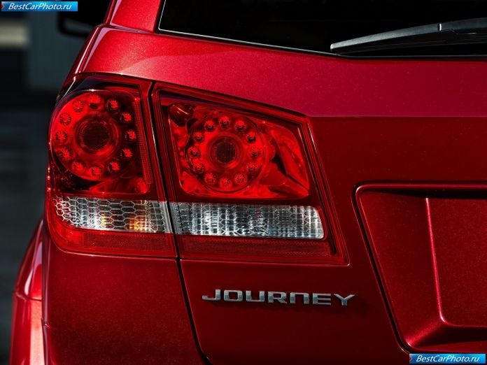2011 Dodge Journey - фотография 16 из 18