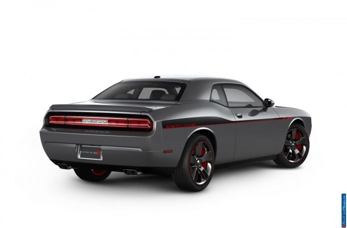2013 Dodge Challenger RT Redline - фотография 8 из 10