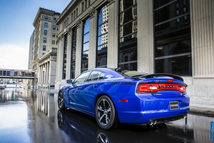 2013 Dodge Charger Daytona - фотография 8 из 25