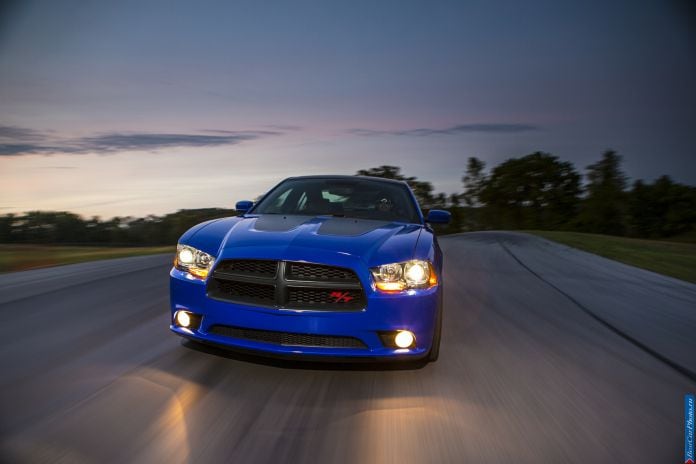 2013 Dodge Charger Daytona - фотография 14 из 25
