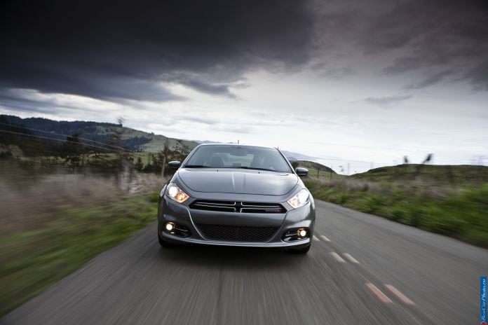 2013 Dodge Dart - фотография 26 из 105