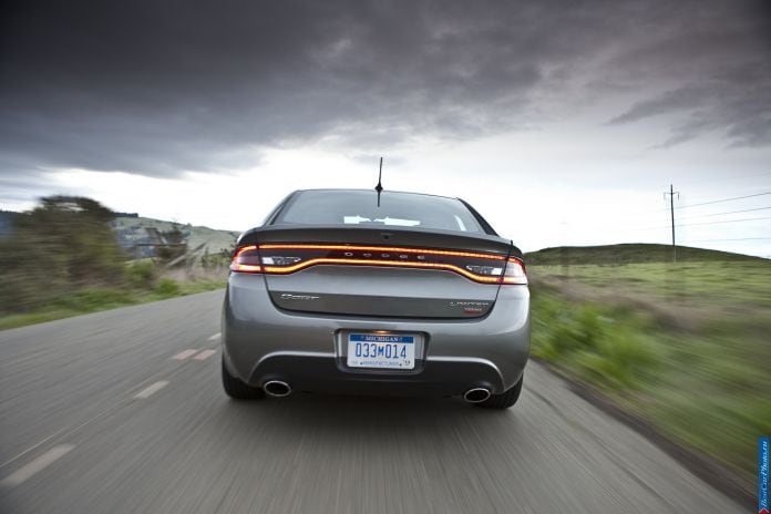 2013 Dodge Dart - фотография 27 из 105