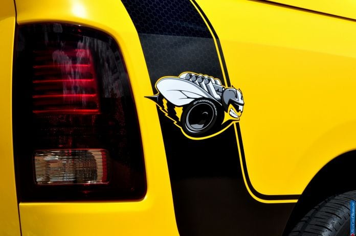 2013 Dodge RAM 1500 Rumble Bee Concept - фотография 5 из 8 2013 Dodge RAM 1500 Rumble Bee Concept - фотография 5 из 8