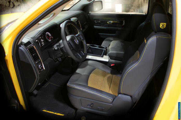 2013 Dodge RAM 1500 Rumble Bee Concept - фотография 6 из 8 2013 Dodge RAM 1500 Rumble Bee Concept - фотография 6 из 8