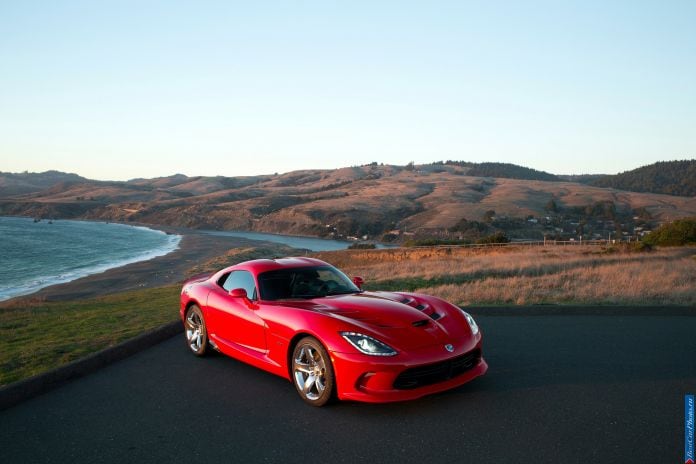 2013 Dodge Viper SRT - фотография 4 из 76
