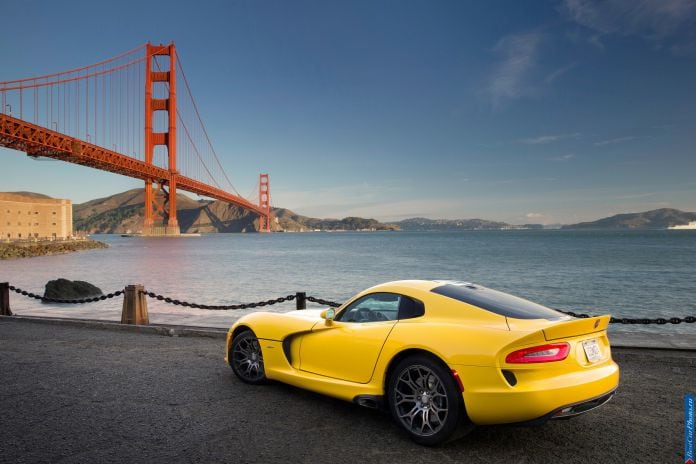 2013 Dodge Viper SRT - фотография 37 из 76