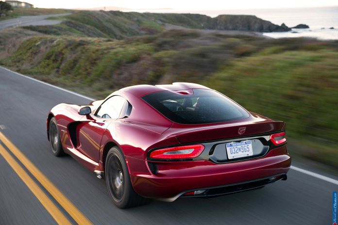2013 Dodge Viper SRT GTS - фотография 15 из 94