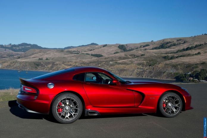 2013 Dodge Viper SRT GTS - фотография 18 из 94