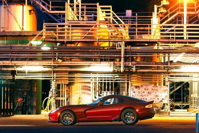2013 Dodge Viper SRT GTS - фотография 40 из 94