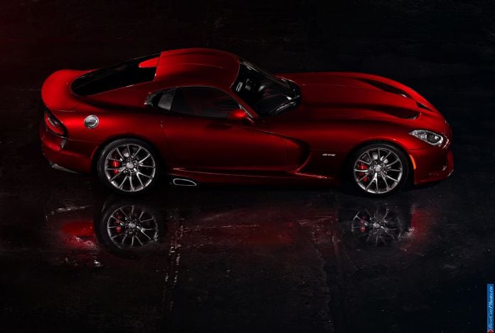 2013 Dodge Viper SRT GTS - фотография 52 из 94