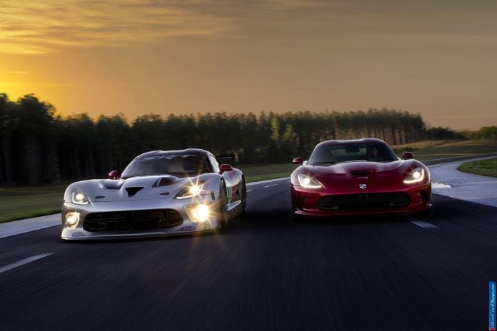 2013 Dodge Viper SRT GTS - фотография 59 из 94