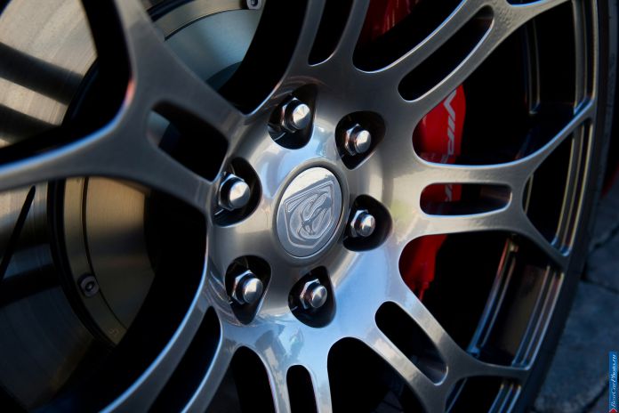 2013 Dodge Viper SRT GTS - фотография 71 из 94