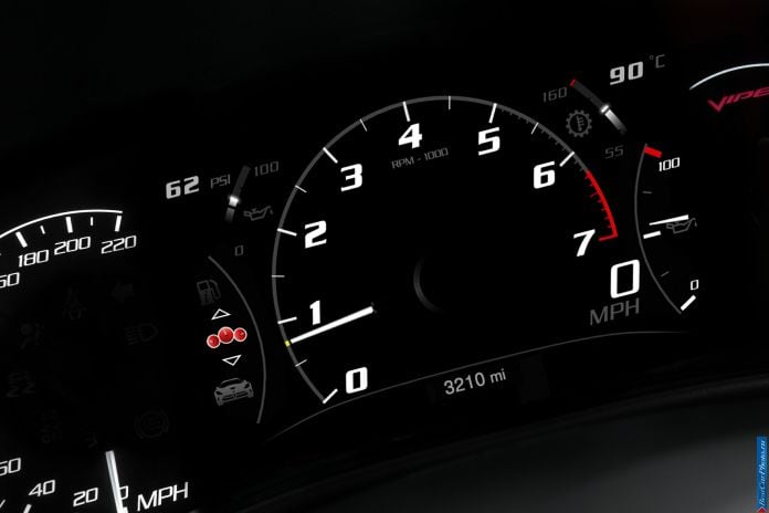 2013 Dodge Viper SRT GTS - фотография 81 из 94