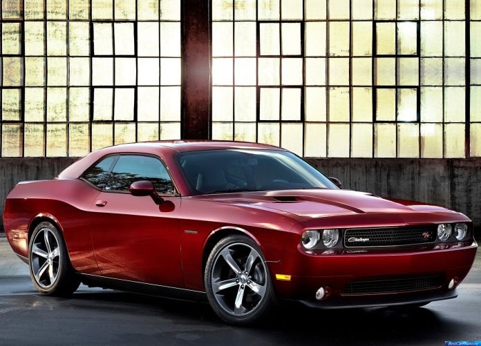 2014 Dodge Challenger 100th Anniversary Edition - фотография 2 из 17