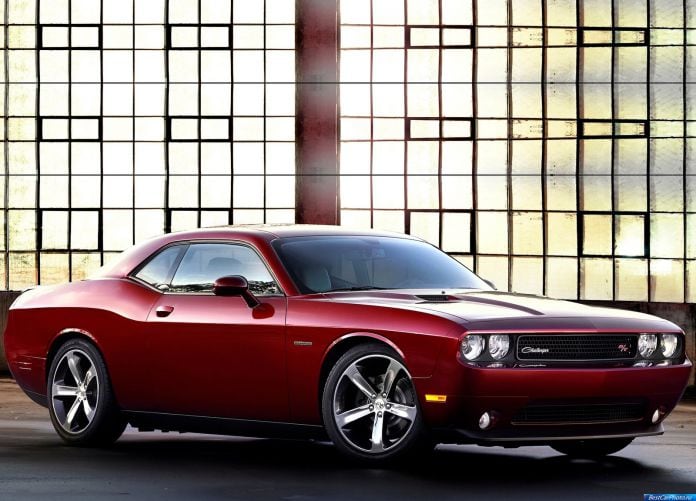 2014 Dodge Challenger 100th Anniversary Edition - фотография 3 из 17