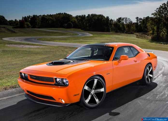 2014 Dodge Challenger R/T Shaker - фотография 2 из 9