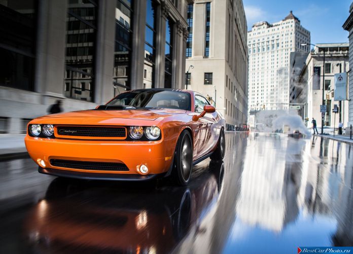 2014 Dodge Challenger R/T Shaker - фотография 6 из 9
