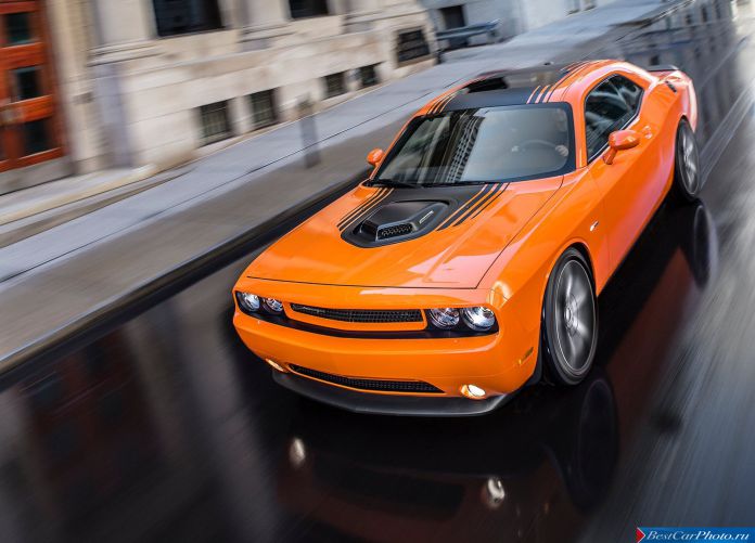 2014 Dodge Challenger R/T Shaker - фотография 7 из 9