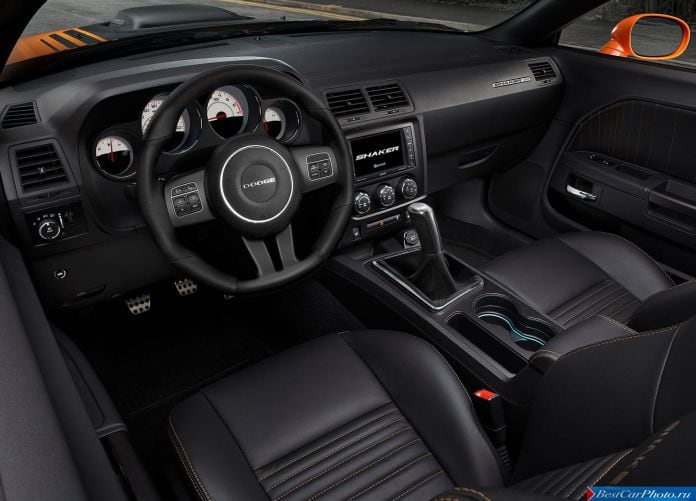 2014 Dodge Challenger R/T Shaker - фотография 9 из 9