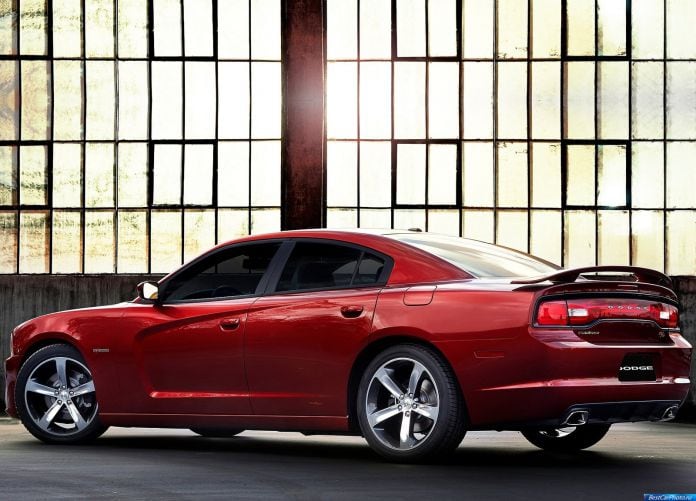 2014 Dodge Charger 100th Anniversary Edition - фотография 5 из 17