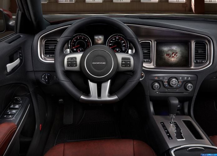 2014 Dodge Charger 100th Anniversary Edition - фотография 6 из 17