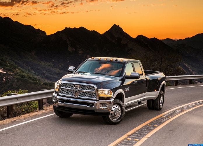 2014 Dodge RAM Heavy Duty - фотография 2 из 58