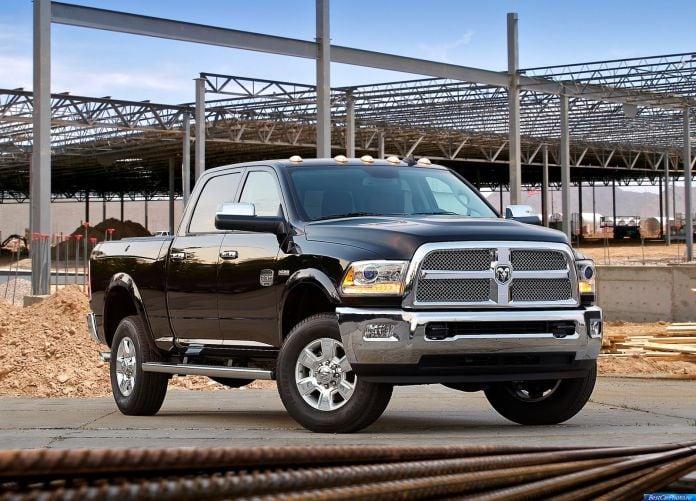 2014 Dodge RAM Heavy Duty - фотография 4 из 58