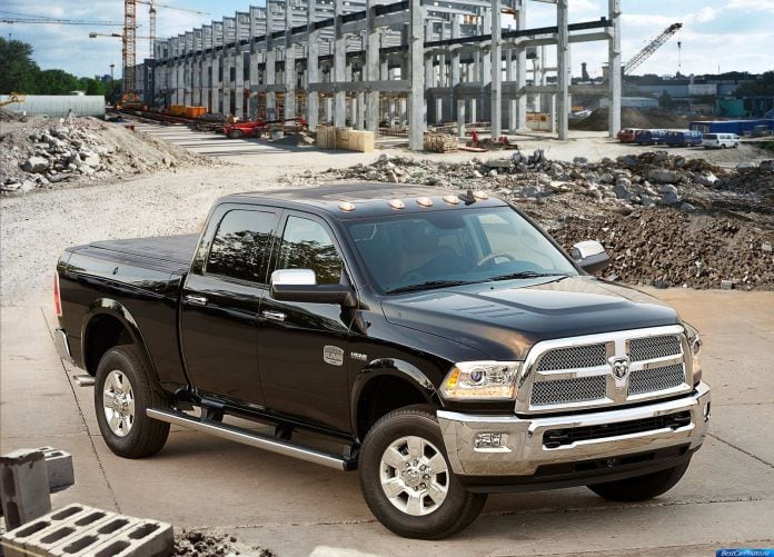 2014 Dodge RAM Heavy Duty - фотография 16 из 58