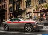 dodge_2015_challenger_010.jpg
