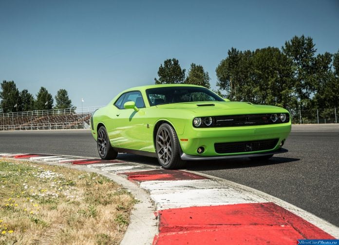2015 Dodge Challenger - фотография 13 из 169