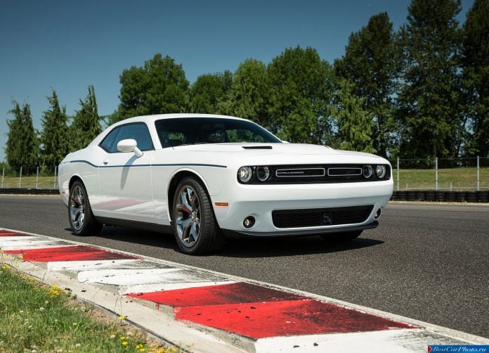 2015 Dodge Challenger - фотография 20 из 169