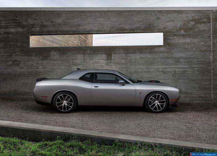 2015 Dodge Challenger - фотография 35 из 169