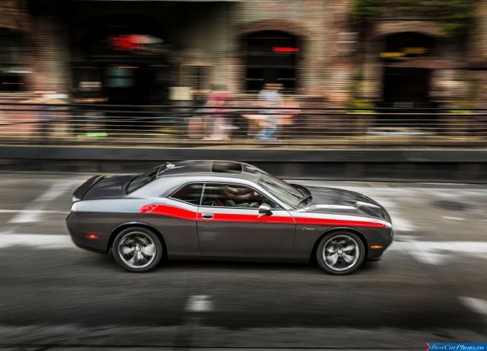 2015 Dodge Challenger - фотография 42 из 169